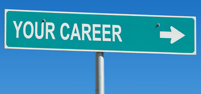 Career at Crossroads – Top Tips to Deal with Career Transition